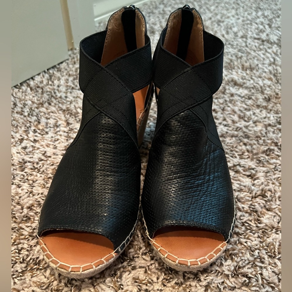 Gentle Souls size 7 leather
